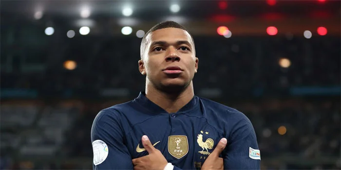 Kylian Mbappe Ambisi Menjadi yang Terbaik di Dunia Sepak Bola